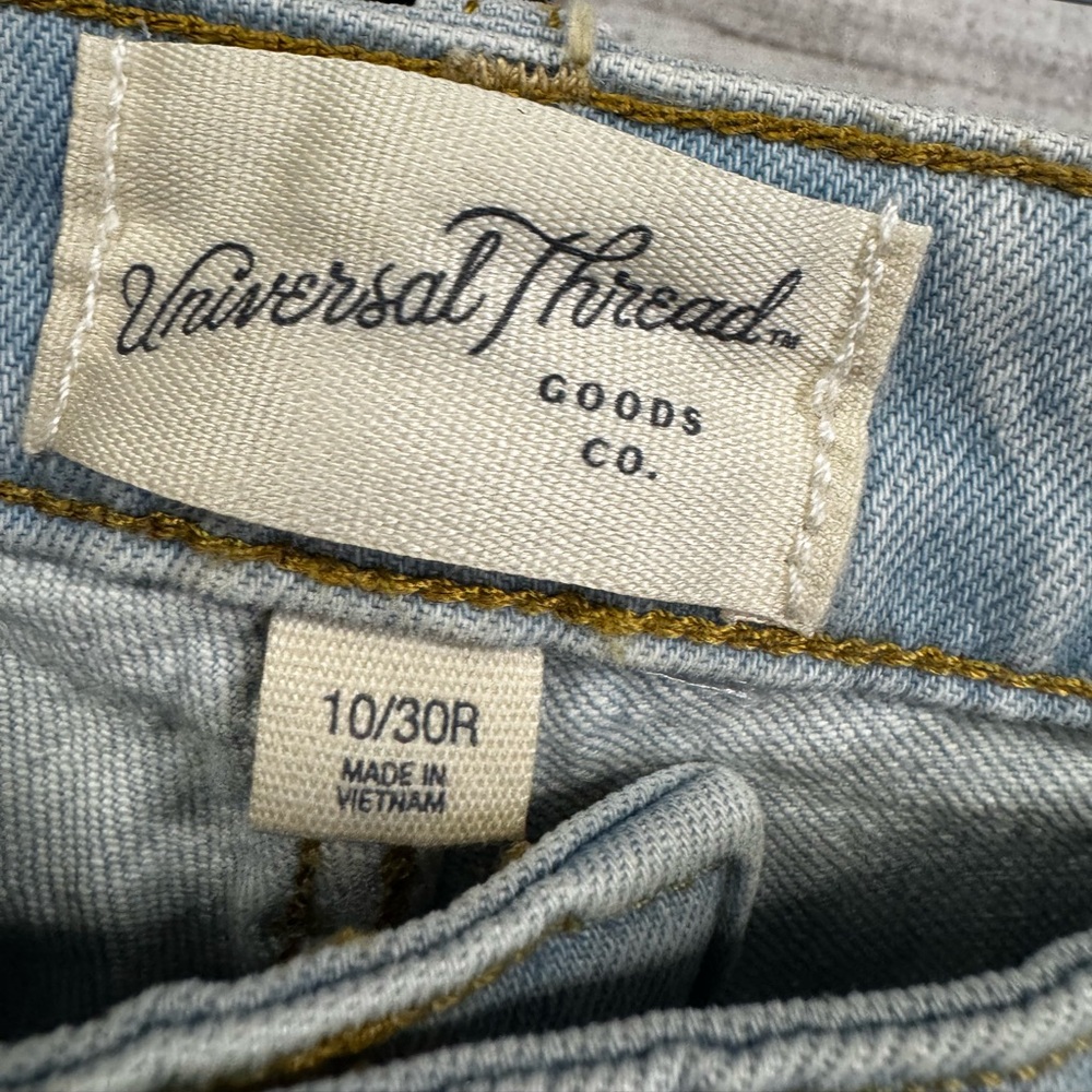 Universal Thread Curvy Vintage Straight NWT Jeans - Picture 5 of 8